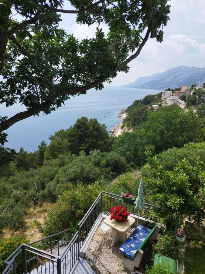 Apartments Mare - 150 M From Beach Brela Bagian luar foto
