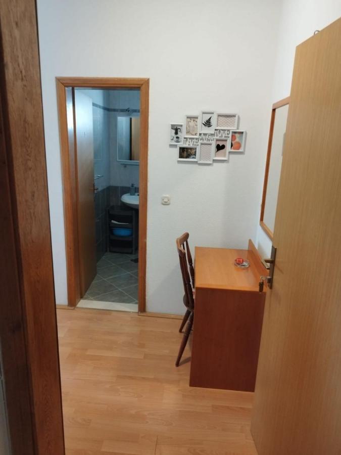 Apartments Mare - 150 M From Beach Brela Bagian luar foto
