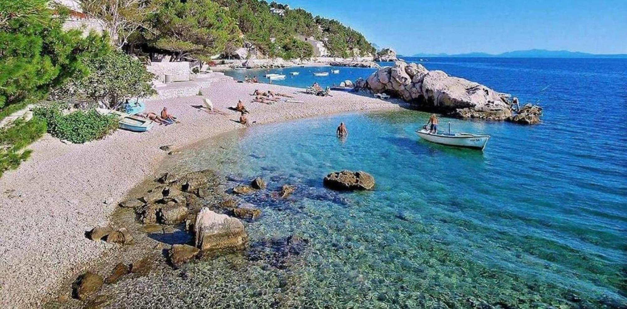 Apartments Mare - 150 M From Beach Brela Bagian luar foto